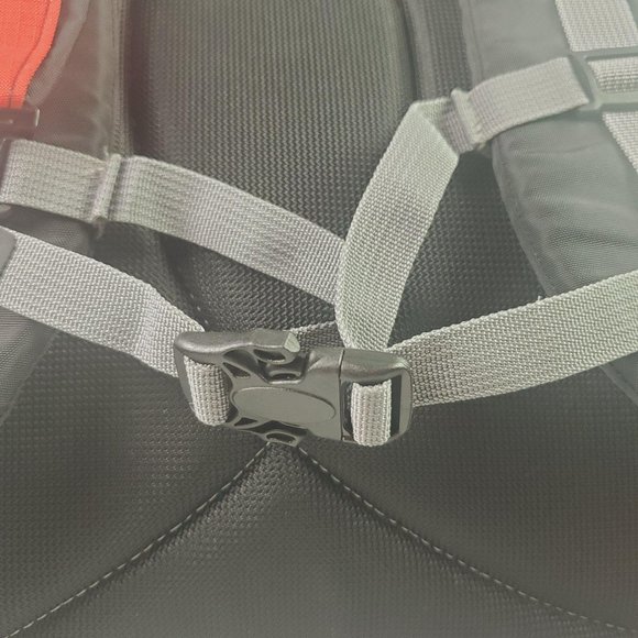 JanSport Polaris 33 Red and Black Camping Backpack - Picture 4 of 13